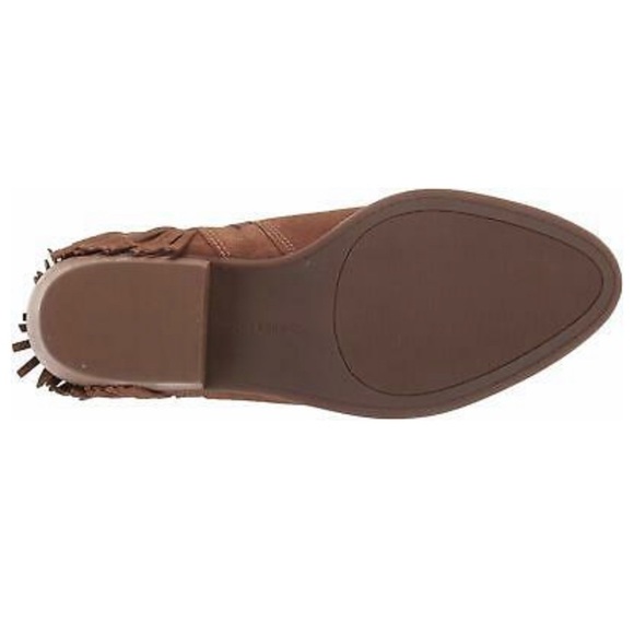 Lucky Brand Womens Freedah Closed ToeAnkle Chelsea - Picture 12 of 14